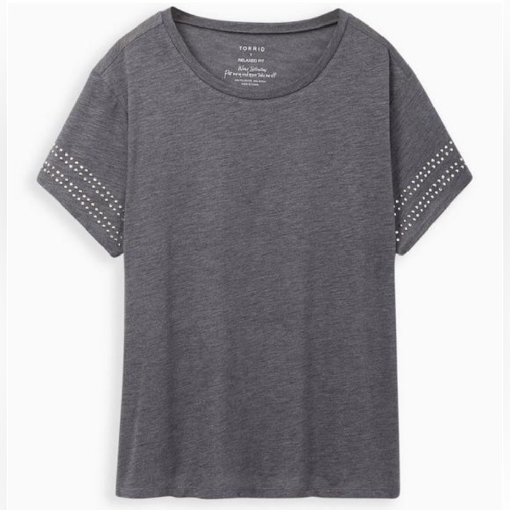 NWT Torrid Charcoal Grey Relaxed Fit Studded Sleeve Drop Shoulder Tee Size 2